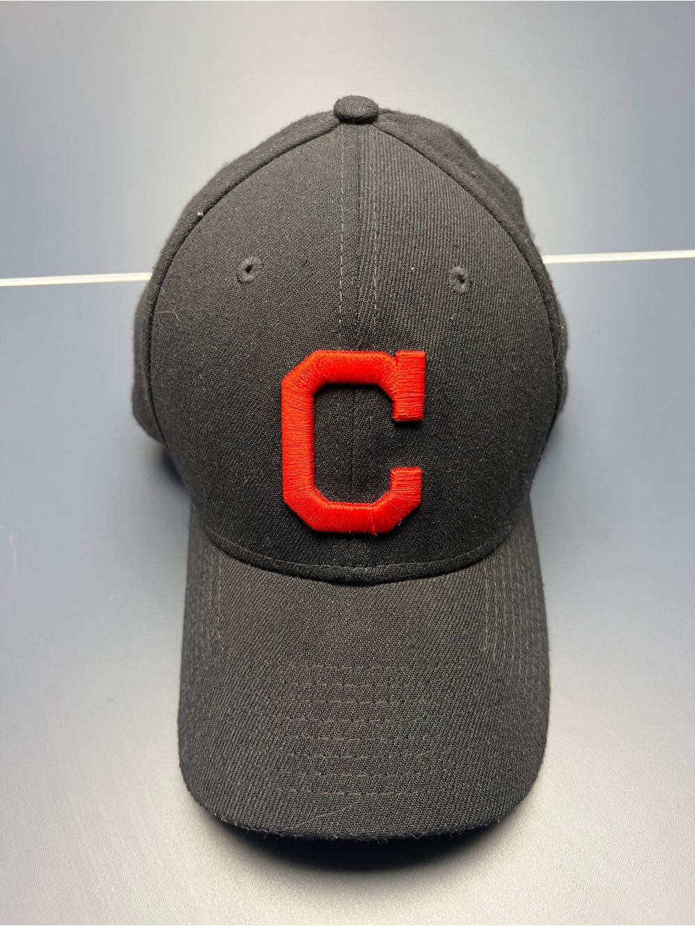 Cleveland Indians Baseball Cap 🧢 - Black & Red | M/L